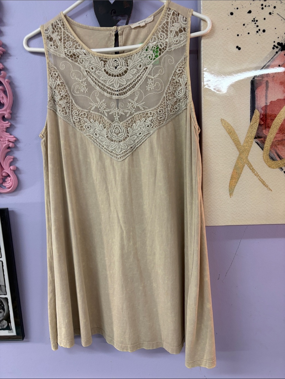 easel Cream Lace Yoke Sleeveless Tunic Top
